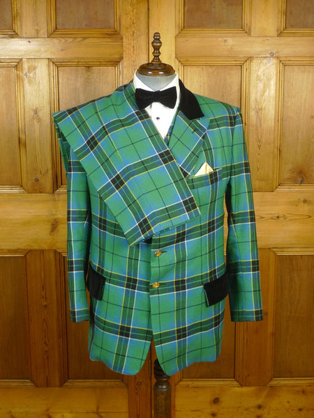 23/0628 amazing vivienne westwood savile row bespoke mcalpine tartan 3-piece worsted suit w/ velvet collar 46 short to regular