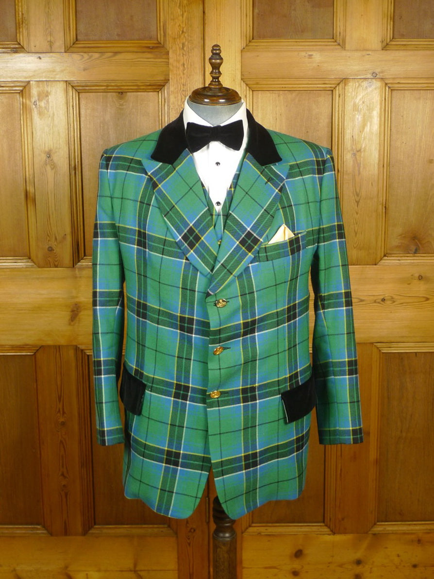 23/0628 amazing vivienne westwood savile row bespoke mcalpine tartan 3-piece worsted suit w/ velvet collar 46 short to regular