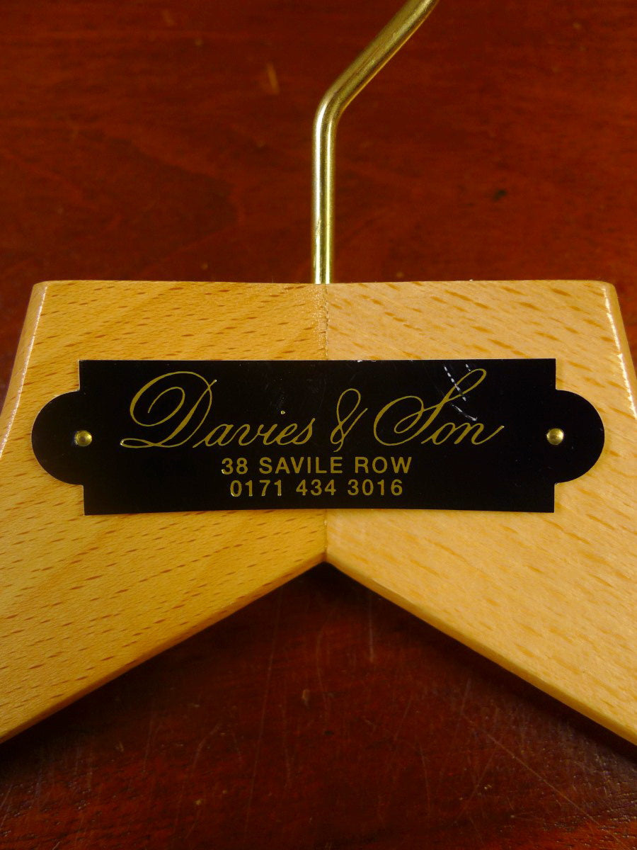 24/0144 davies & son savile row bespoke tailor wooden hanger