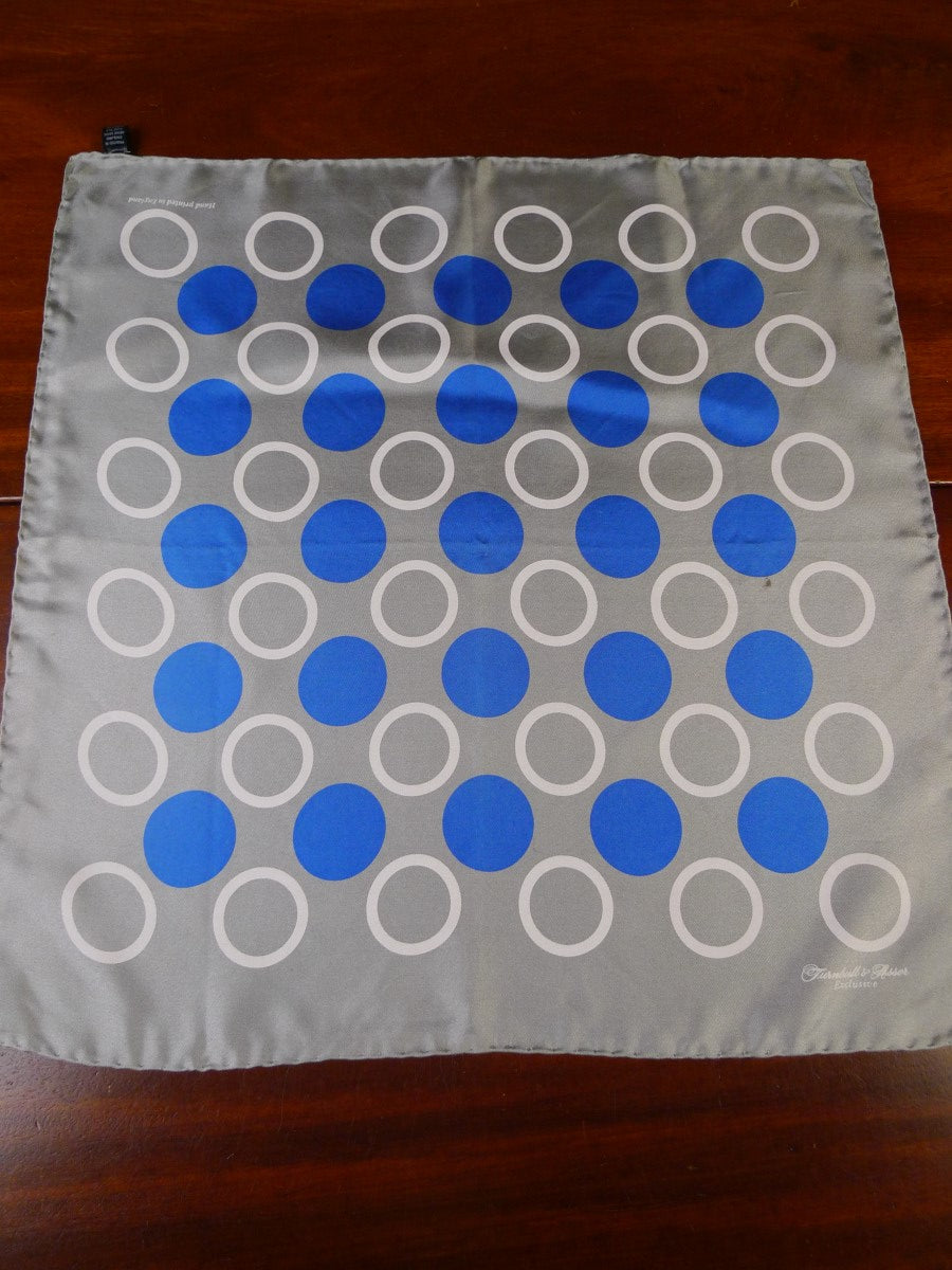 24/0394 new seconds Turnbull & Asser JERMYN ST. silver blue circles pattern all silk pocket square