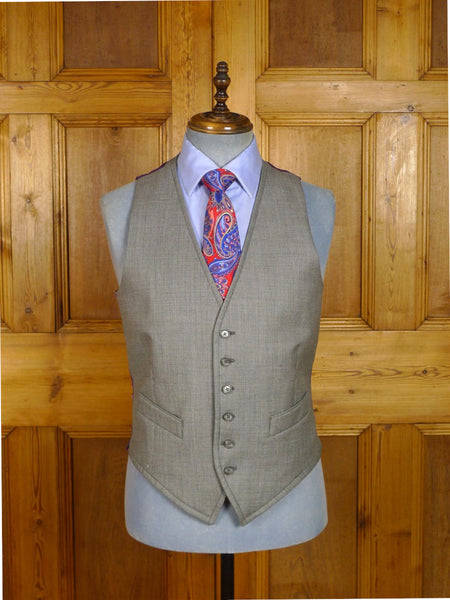 25/0961 immaculate crombie grey wool & cashmere waistcoat w/ purple lining 39-40