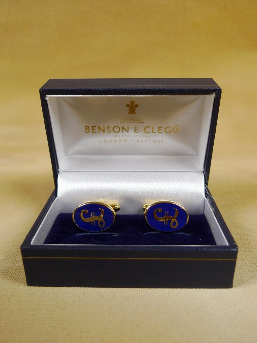 18/1148 brand new benson and clegg 'pound' classic enamel t-bar cufflinks rrp £70 (741t)