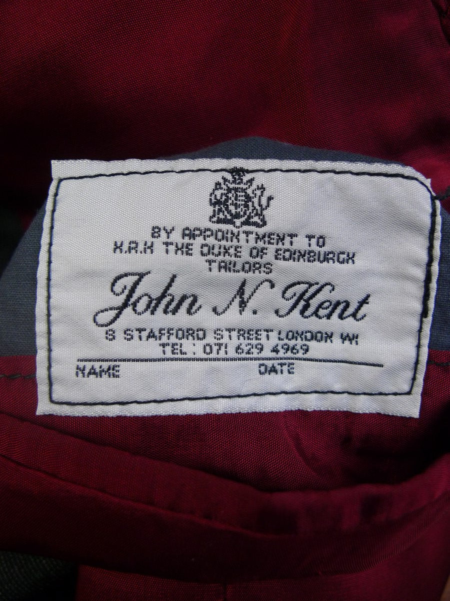 23/0394 john n. kent savile row bespoke grey worsted suit w/ burgundy red linings 42 short to regular