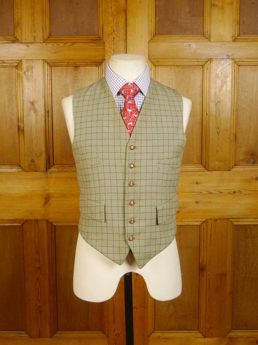 23/0778 wonderful 1950s vintage green / red tattersall check wool riding vest waistcoat 36