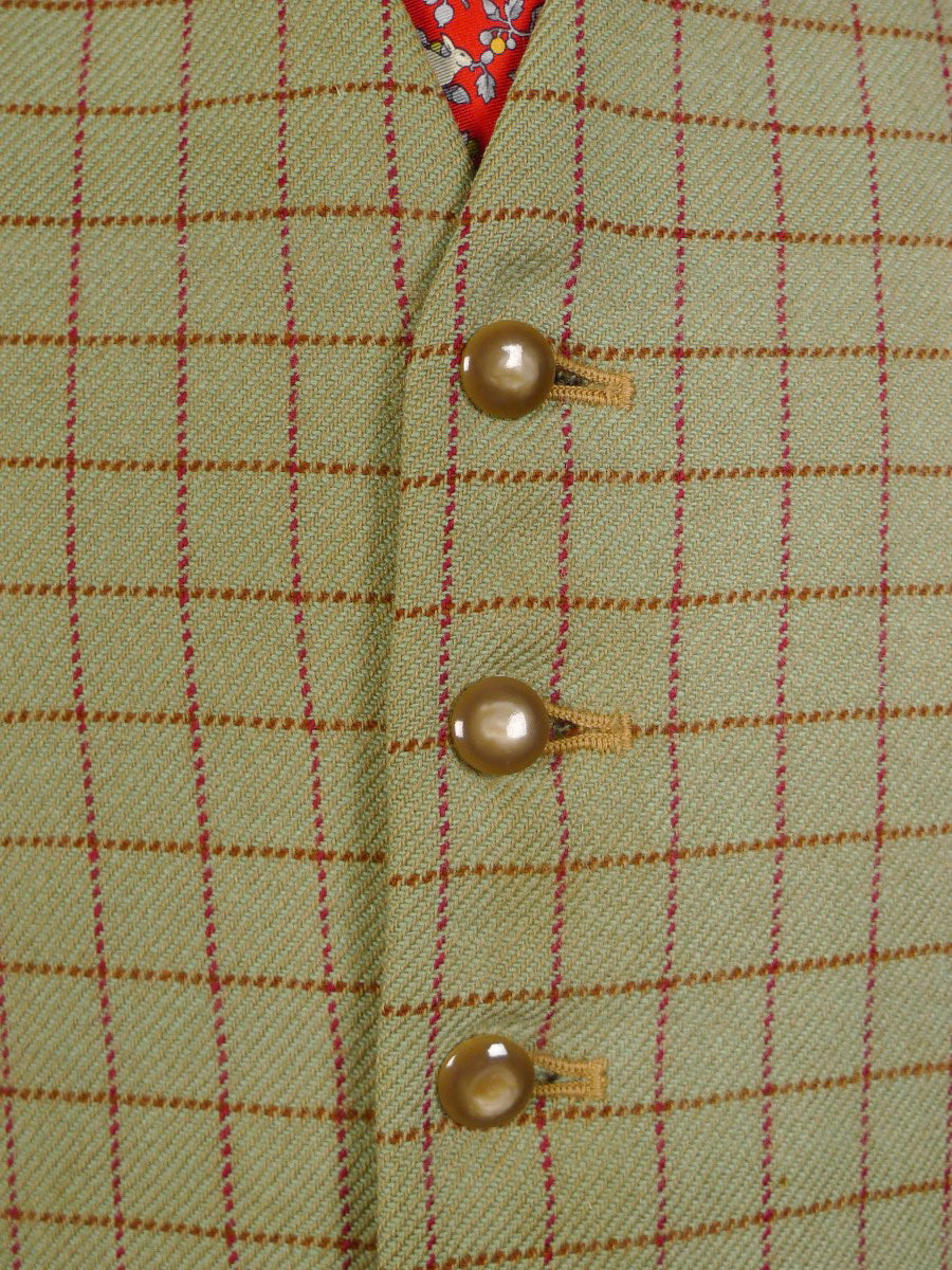 23/0778 wonderful 1950s vintage green / red tattersall check wool riding vest waistcoat 36