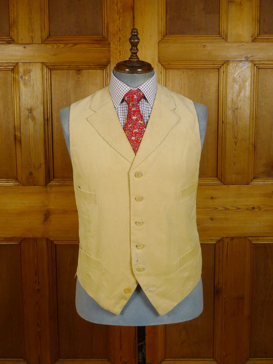 23/0854 near immaculate henry rose savile row bespoke tan beige corduroy waistcoat & trouser 40 short to regular