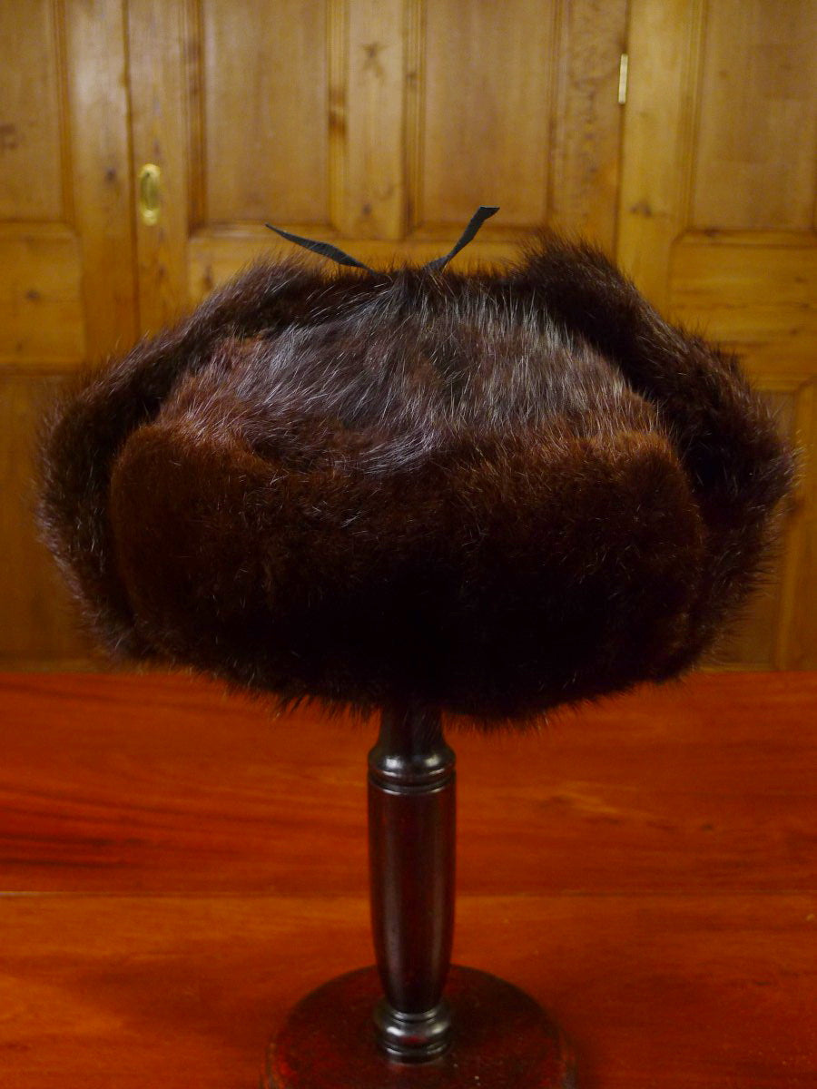 24/0145 immaculate vintage brown musquash fur trapper hat 62 cms