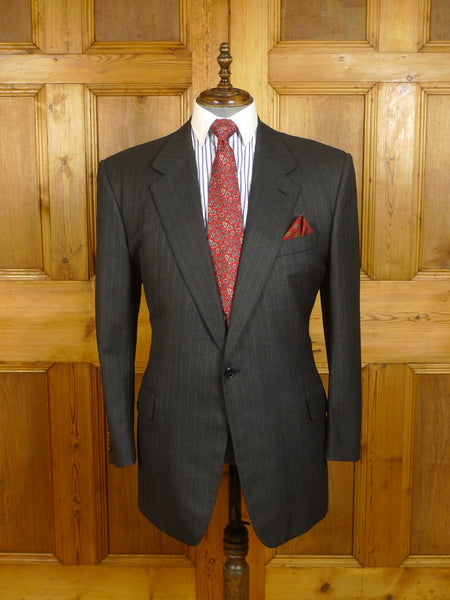 24/0219 immaculate huntsman savile row grey rope-stripe worsted wool suit jacket w/ burgundy linings 44 long