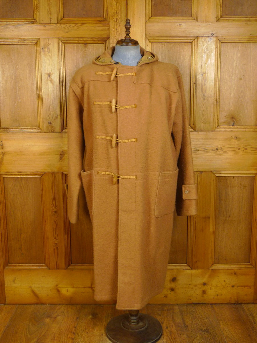 24/0247 genuine 1966 vintage british services issue tan wool duffle coat w/ original toggles 48