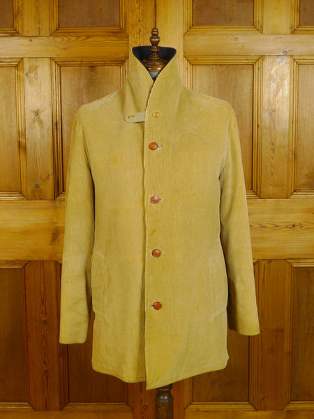 24/0340 near immaculate vintage invertere corduroy country buffer coat 42-44