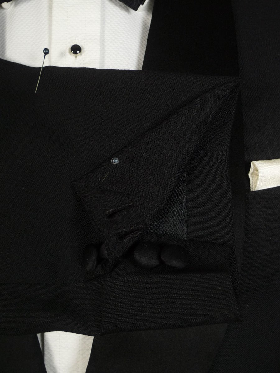 24/0330 vintage HK bespoke tailor canvassed wool & mohair dinner suit 44 short
