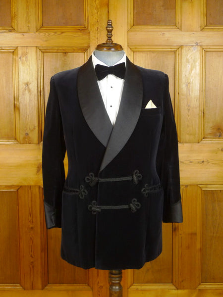 24/0429a vintage 1975 ward & kruger savile row bespoke midnight blue silk-velvet smoking / dinner jacket 41-42 long