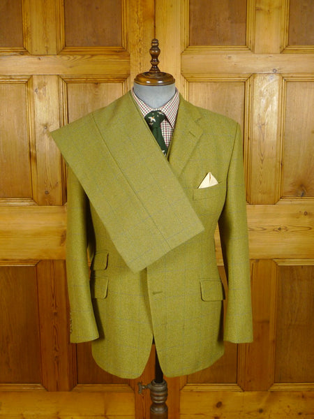 24/0464 immaculate cordings piccadilly house check green wp 3-piece tweed country suit (rrp £915) 41 short to regular