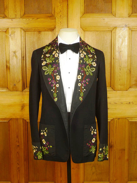 24/0482 stunning gieve matthews & seagrove (gieves & hawkes) savile row barathea / embroidered grosgrain silk smoking / dinner jacket made 1904 to 1916 - size 34