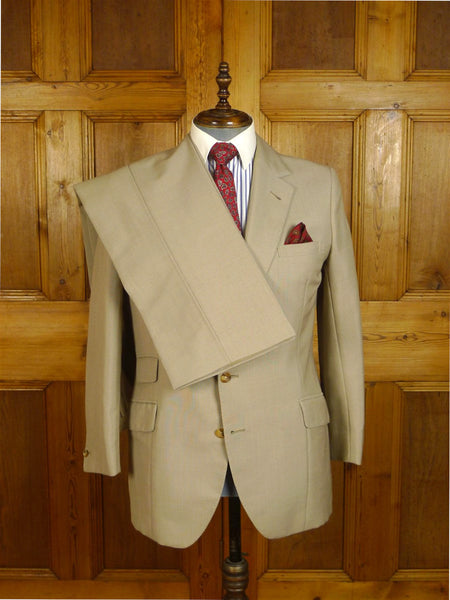 24/1029 wonderful 1973 vintage cyril a castle savile row conduit st bespoke beige mohair & worsted suit w/ stunning detailing 42 regular