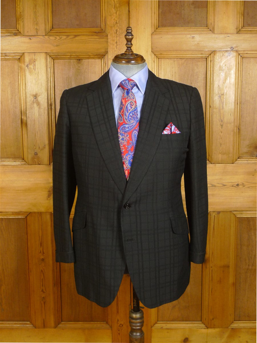 24/1069 wonderful 1974 cyril a castle savile row conduit st black wool silk mohair textured check suit 44 short to regular