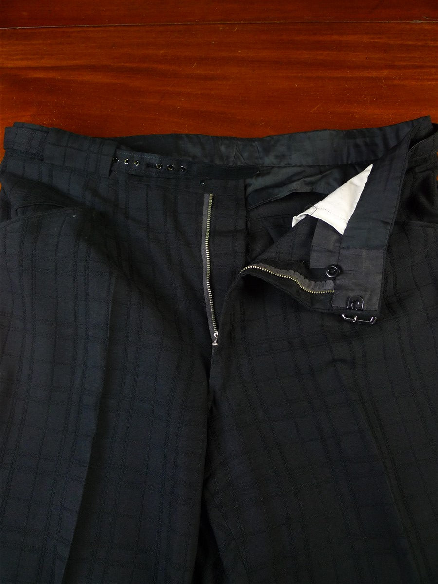 24/1069 wonderful 1974 cyril a castle savile row conduit st black wool silk mohair textured check suit 44 short to regular