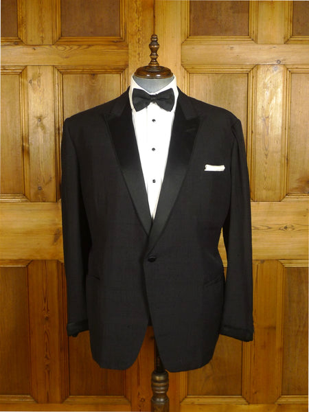 24/1169 amazing 1963 vintage lord stewart w1 bespoke silk dinner / smoking jacket 48 regular