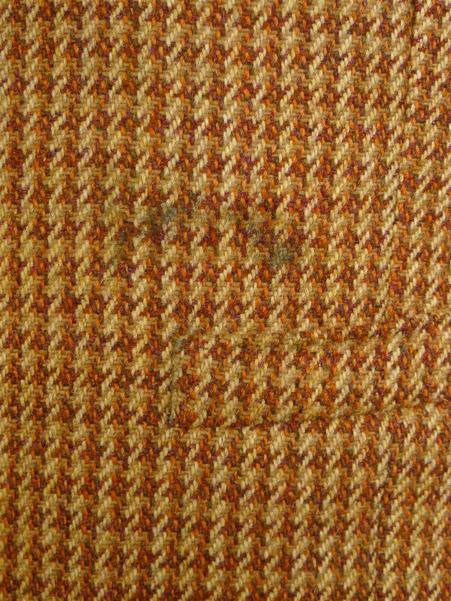 25/0189 glenyon mill 2007 bespoke tan brown houndstooth tweed 4 piece shooting outfit - jkt, shooting gilet, waistcoat, cap - 43-44 long