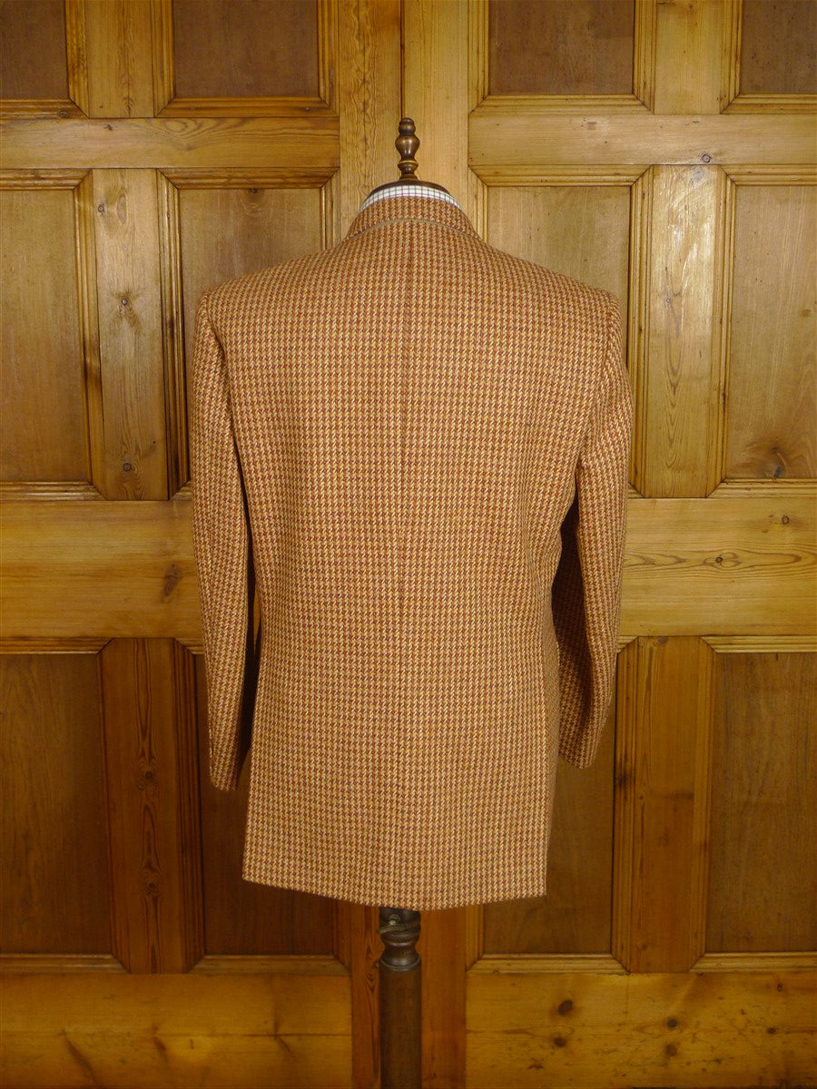 25/0189 glenyon mill 2007 bespoke tan brown houndstooth tweed 4 piece shooting outfit - jkt, shooting gilet, waistcoat, cap - 43-44 long