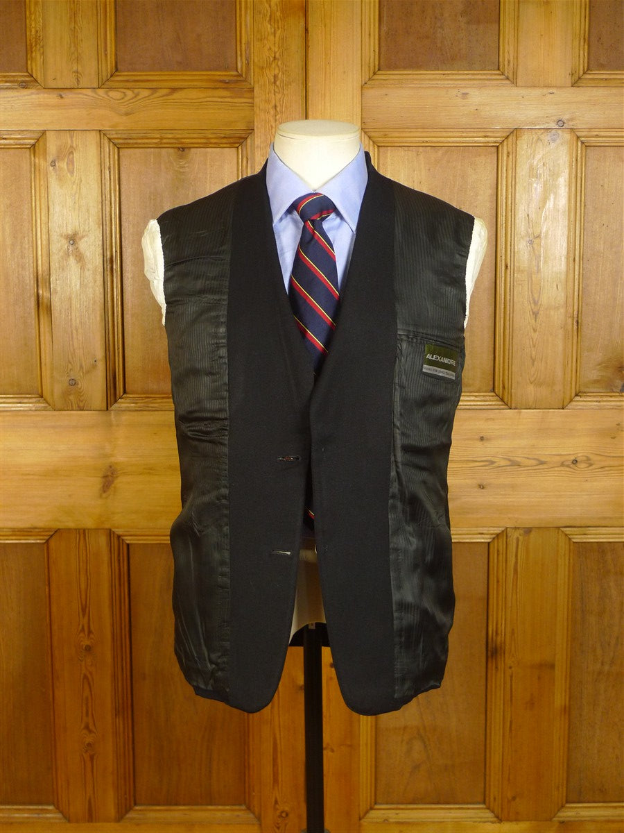 25/0210 genuine BRITISH vintage black worsted blazer w/ RAF tiger sqaudron badge 37-38 short