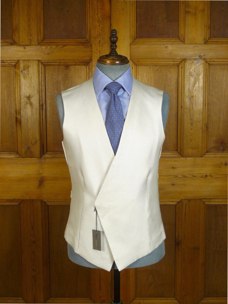 25/0221B new w/tags kilgour savile row 100% silk white / dark navy polka dot 1/1 d/b morning waistcoat (rrp £350) 36