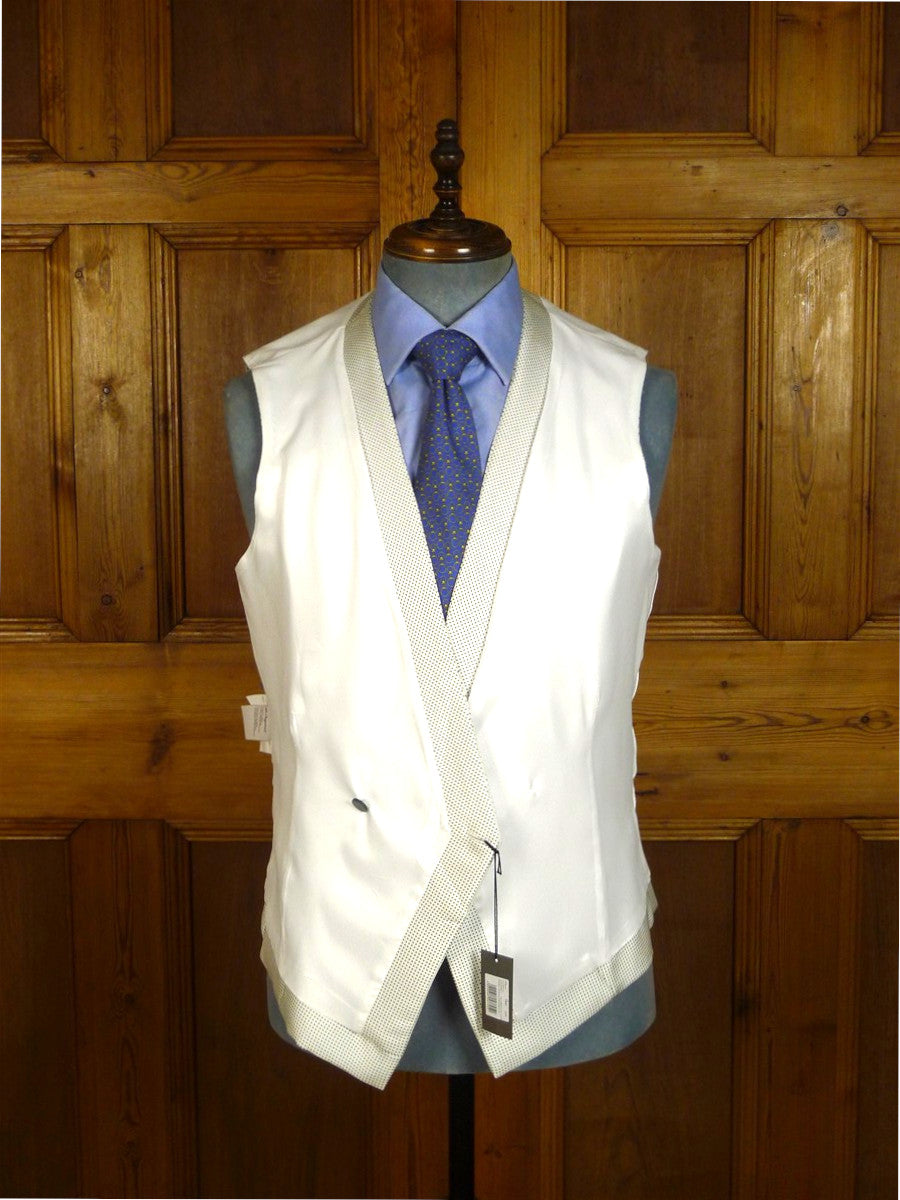 25/0221B new w/tags kilgour savile row 100% silk white / dark navy polka dot 1/1 d/b morning waistcoat (rrp £350) 36