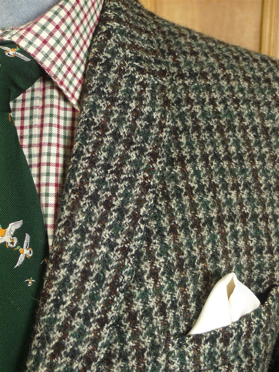 25/0268A vintage 1960s green / brown check harris tweed jacket 40 short to regular