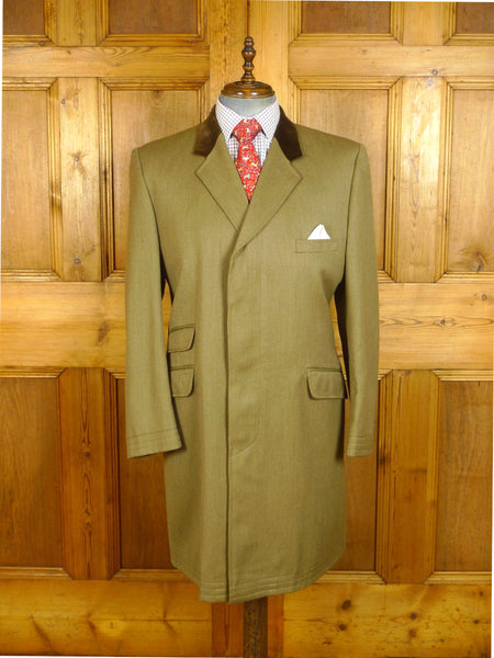 25/0282 superb john g hardy stone venetian wool covert coat w/ velvet collar 44-45