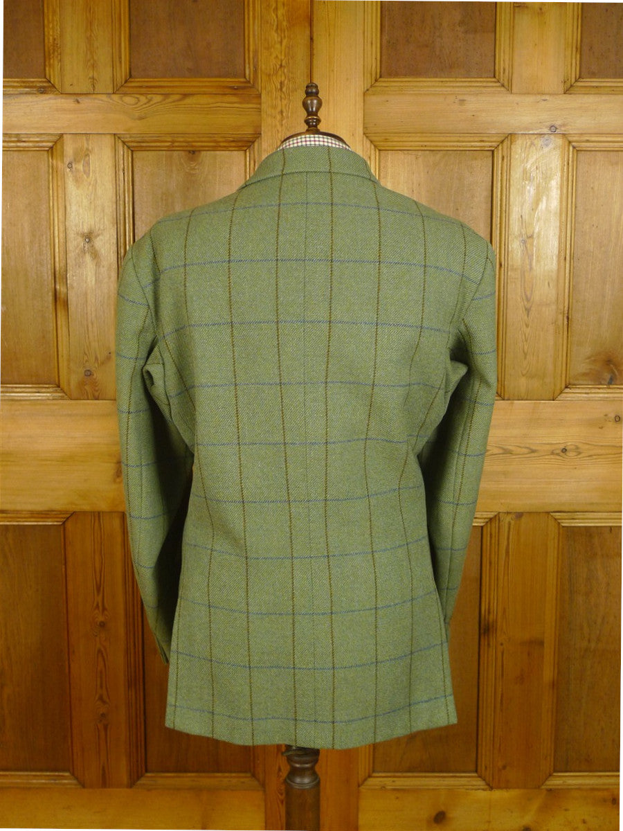 25/0315 vintage haggart of aberfeldy heavyweight green wp check tweed jacket w/ ghillie collar 48 long