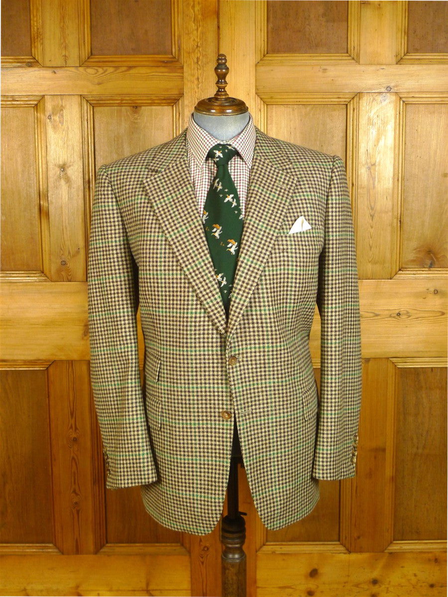 25/0317 beautiful bespoke scottish tweed brown /  green gun check jacket w/ beautiful detailing 50 long