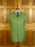25/0338 immaculate husky green quilted shooting vest gilet 50 long