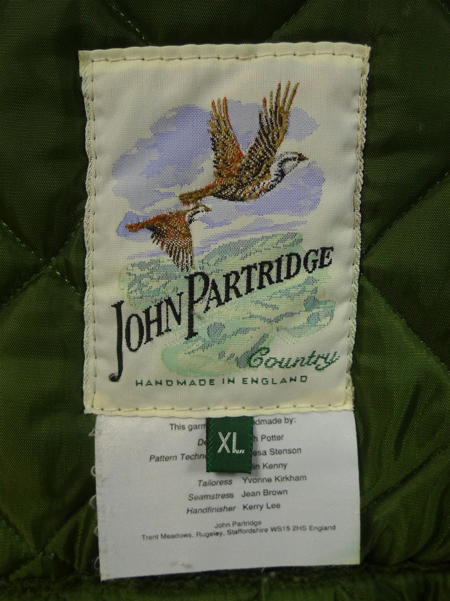 25/0339 immaculate john partridge green quilted shooting vest gilet 54 extra long