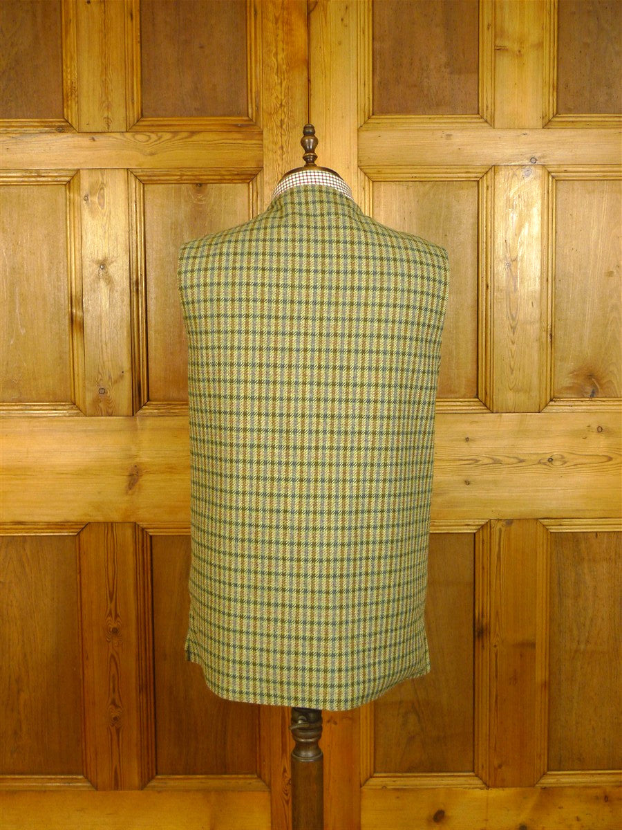 25/0330 near immaculate stewart christie edinburgh heavyweight bespoke green gun check 2-piece tweed shooting suit gilet& breeks 50 long