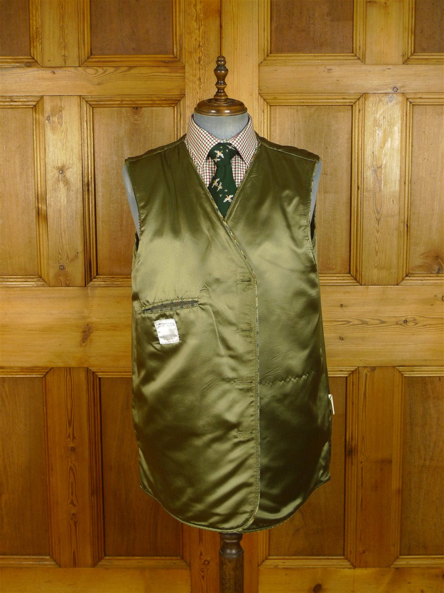 25/0330 near immaculate stewart christie edinburgh heavyweight bespoke green gun check 2-piece tweed shooting suit gilet& breeks 50 long