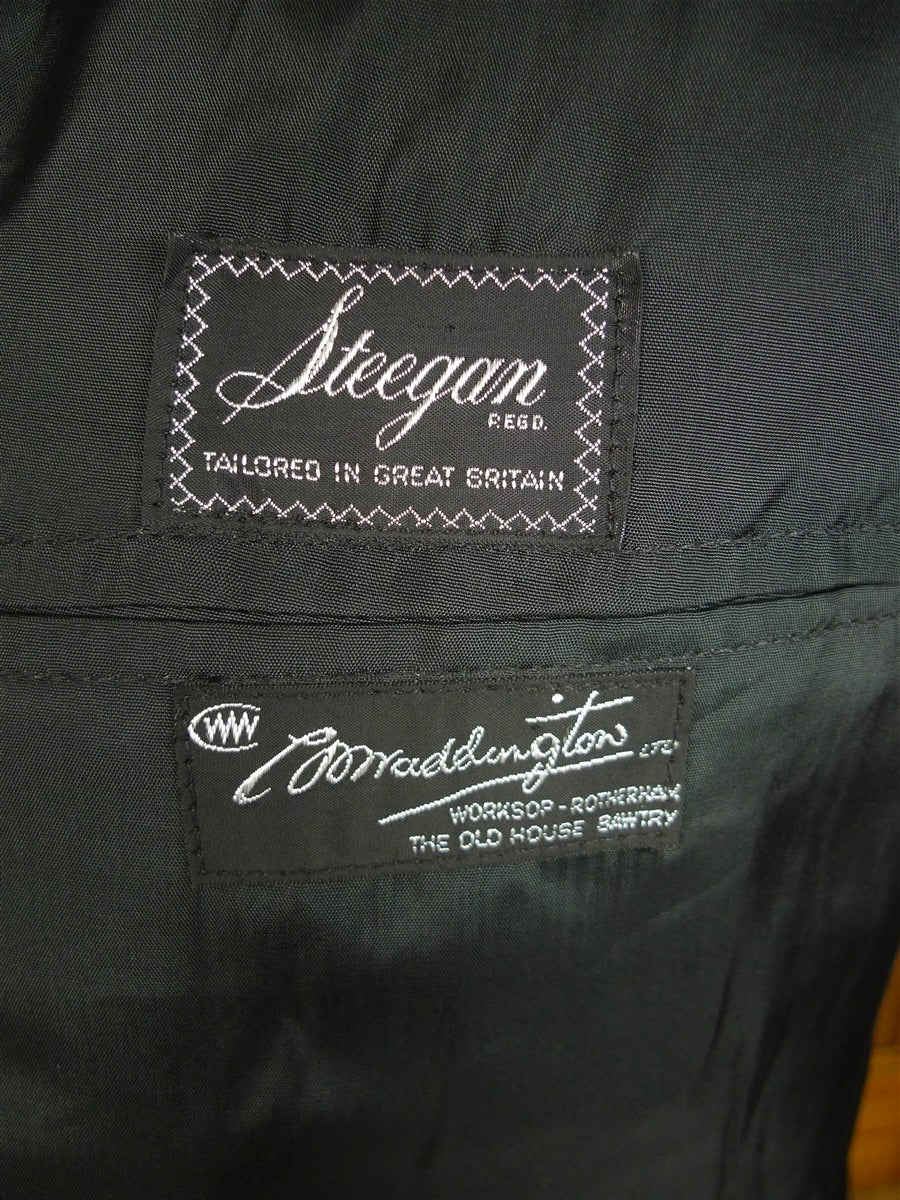 25/0321 immaculate vintage british black shawl lapel cotton velvet evening / dinner / smoking jacket 42 regular