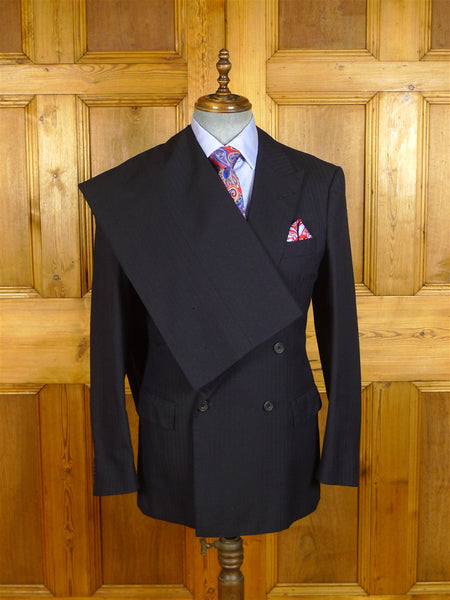 25/0351 vintage 1987 hayward savile row bespoke navy blue herringbone d/b worsted suit 40-41 long (minor damage)