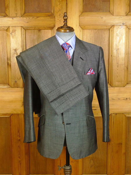 25/0349 vintage british bespoke heavyweight nailhead weave worsted 3-piece suit w/ 2 pair trousers 43-44 short