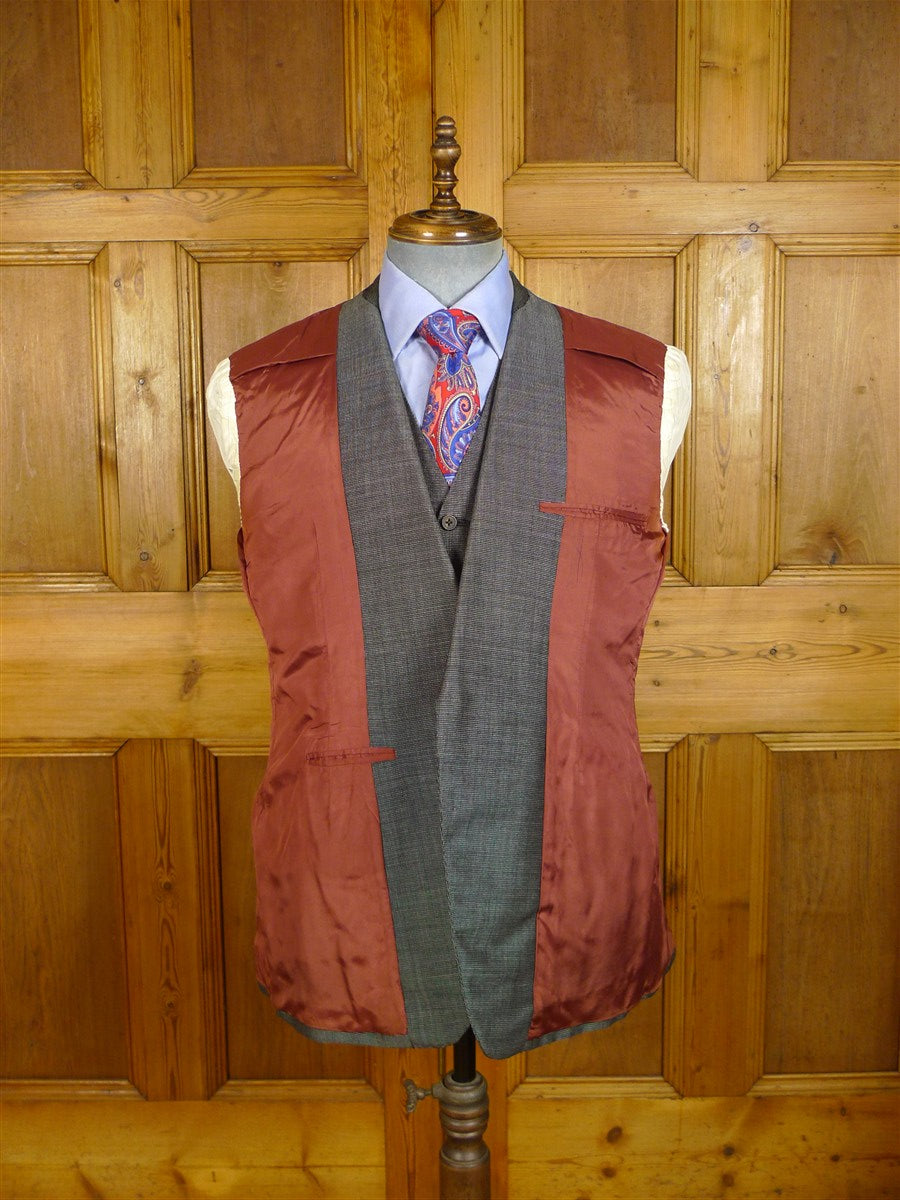 25/0349 vintage british bespoke heavyweight nailhead weave worsted 3-piece suit w/ 2 pair trousers 43-44 short