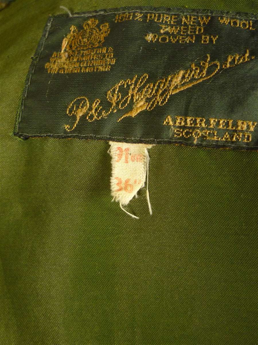25/0434 superb haggart of aberfeldy heavyweight green wp check shooting coat 36-38