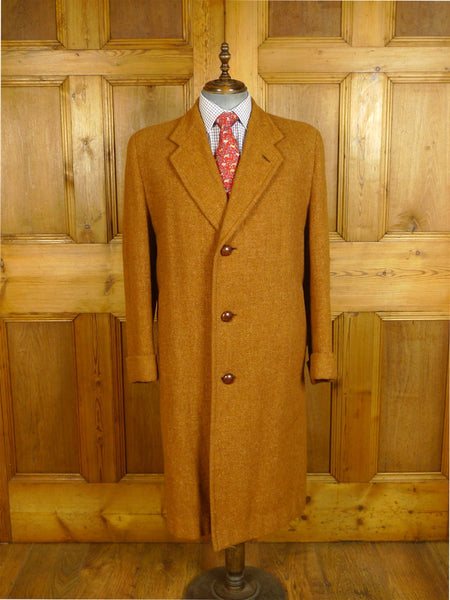 25/0528 exceptional genuine 1940s vintage rust brown harris tweed overcoat w/ original leather buttons 44-45