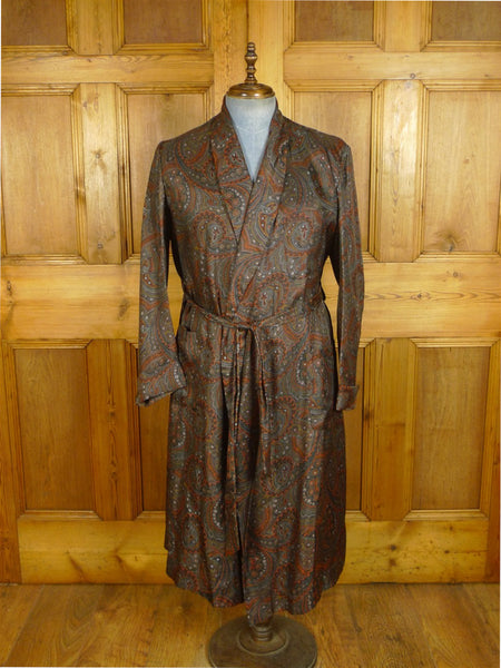 25/0527 immaculate vintage harrods rayon silk brown paisley dressing robe 42