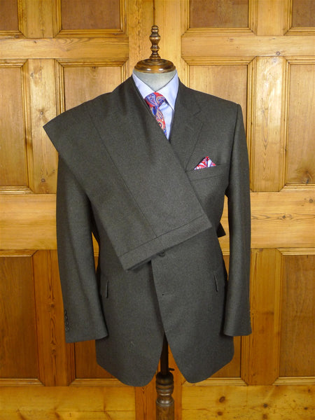25/0523 immaculate 2005 gieves & hawkes savile row grey worsted flannel suit 46 regular to long