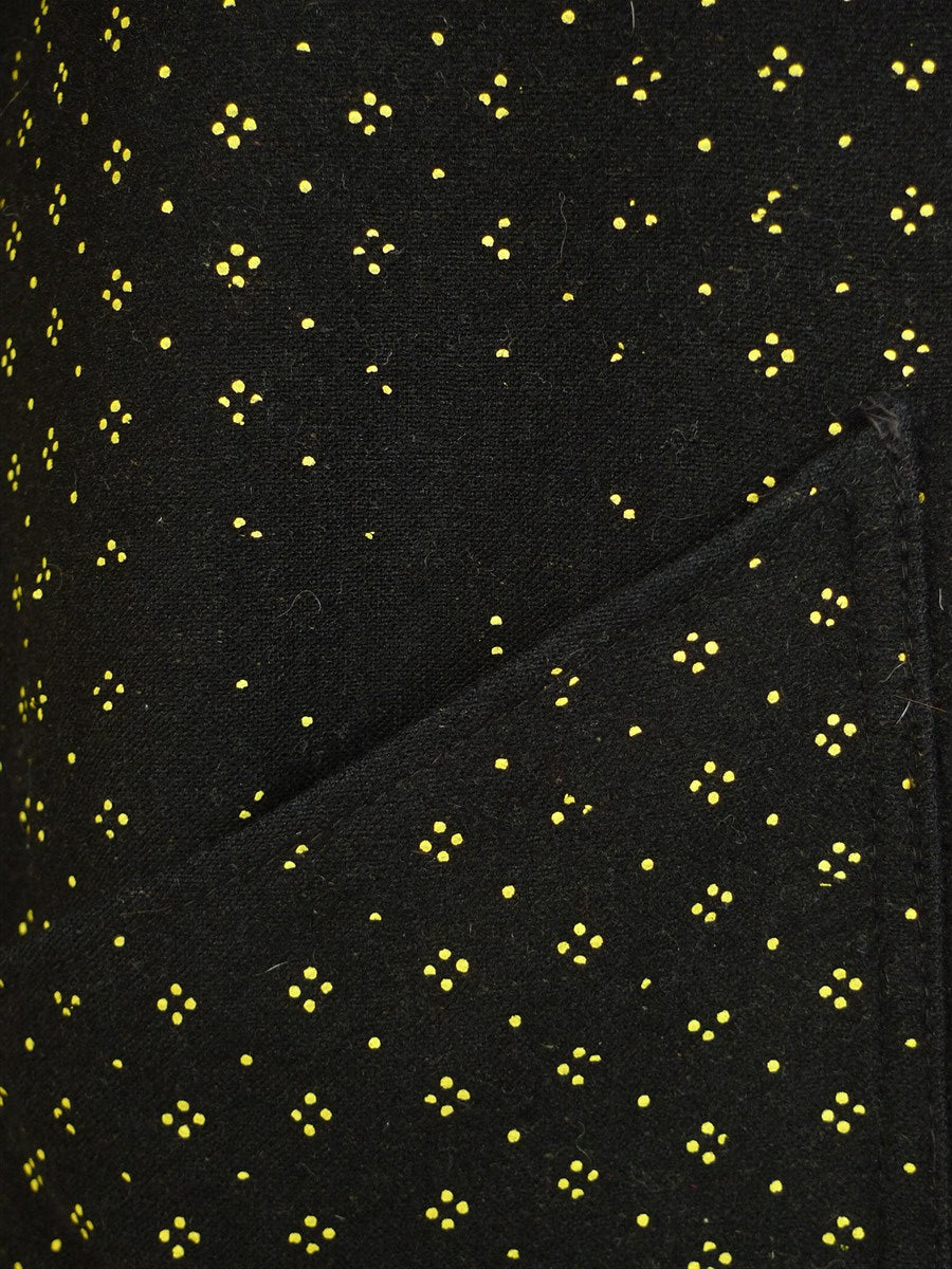 25/0647 wonderful vintage black / gold motif wool smoking jacket 42 short