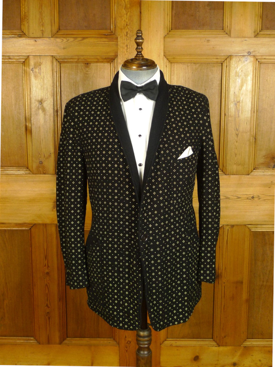 25/0647 wonderful vintage black / gold motif wool smoking jacket 42 short