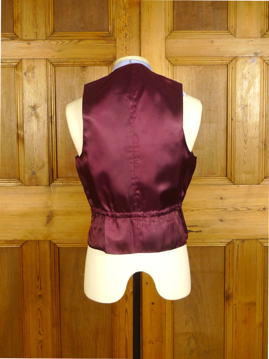 25/0637 immaculate vintage redmayne green / red paisley rayon silk country / morning waistcoat 38