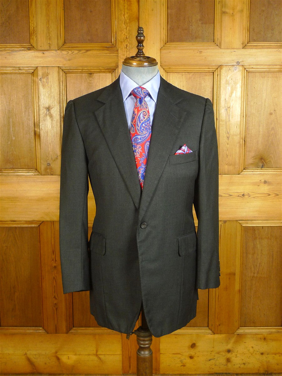 25/0677 brian staples savile row bespoke grey worsted suit 40 long