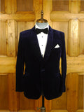 25/0693 immaculate vintage british canvassed midnight blue shawl lapel velvet evening / smoking / dinner jacket 39 short to regular