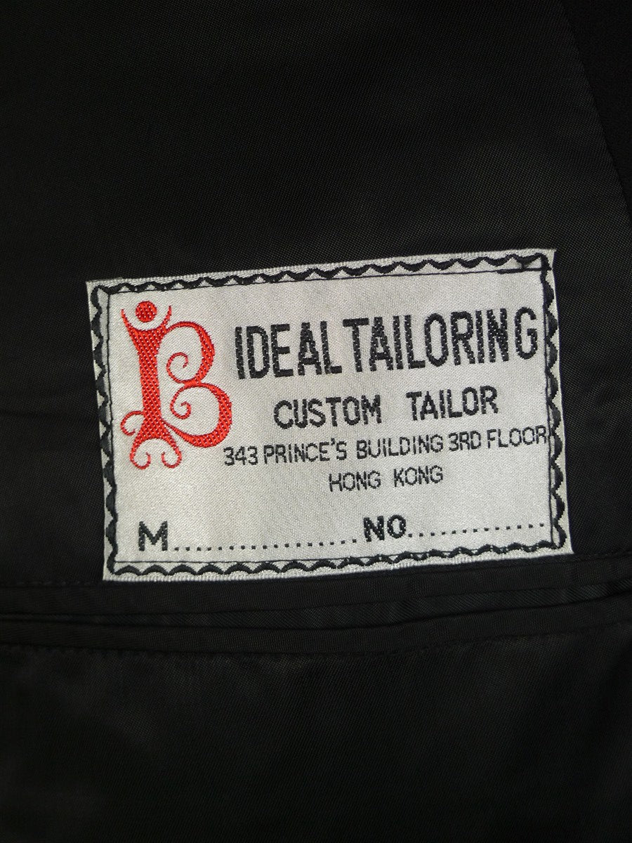 25/0731 immaculate hk bespoke tailored black worsted morning coat 52-53 long
