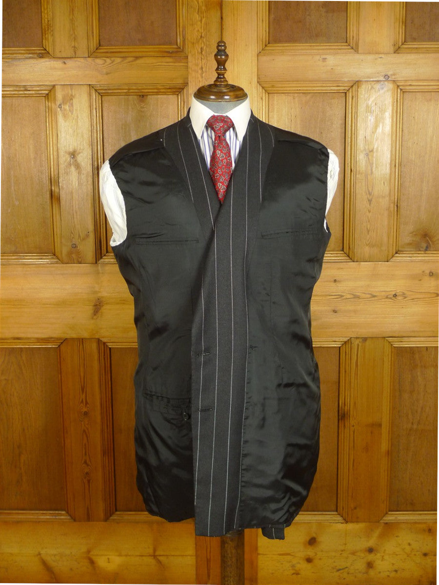 25/0732 immaculate vintage 1989 anderson & sheppard savile row bespoke charcoal grey d/b pin-stripe worsted suit 48 extra long